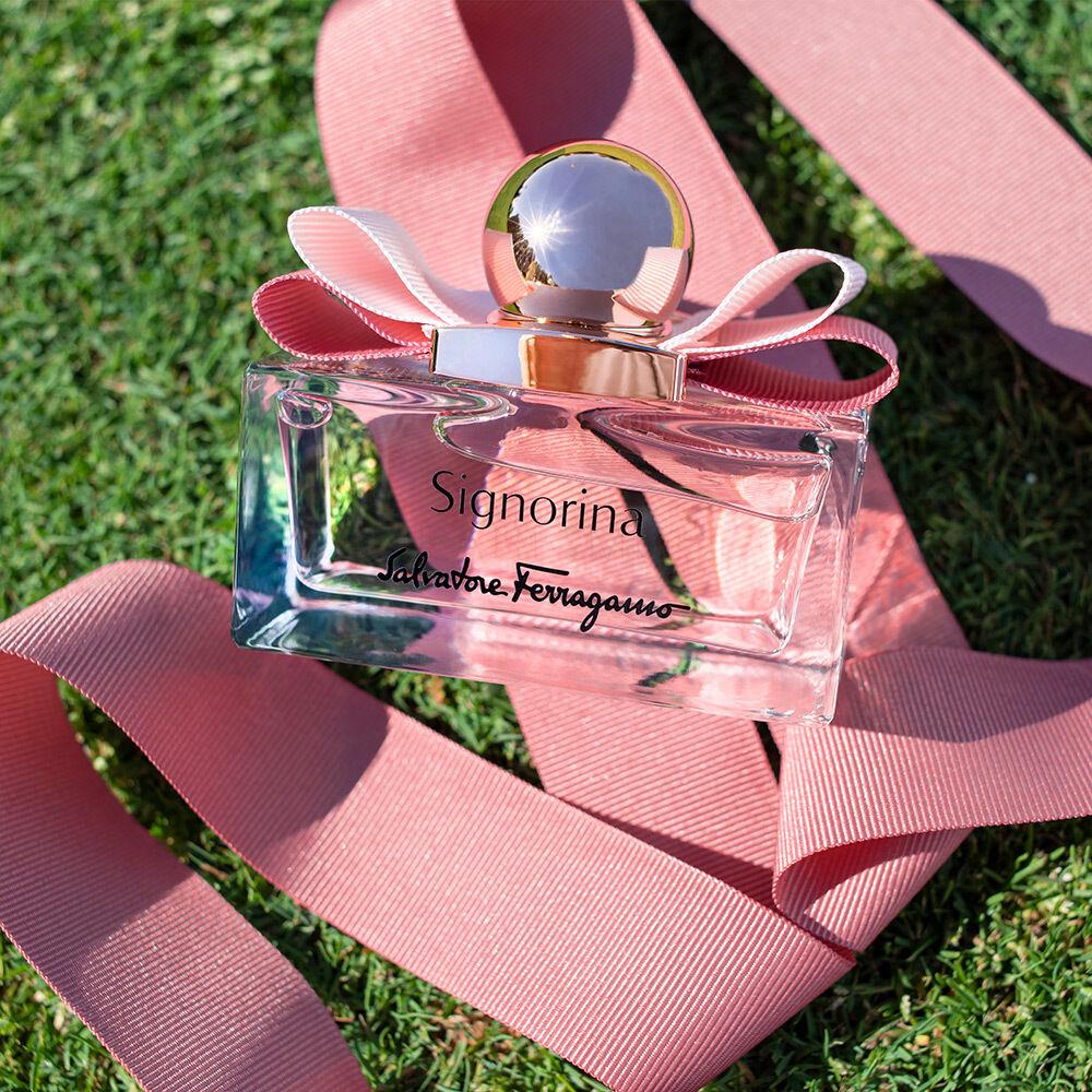 Signorina Eau De Parfum 50ml